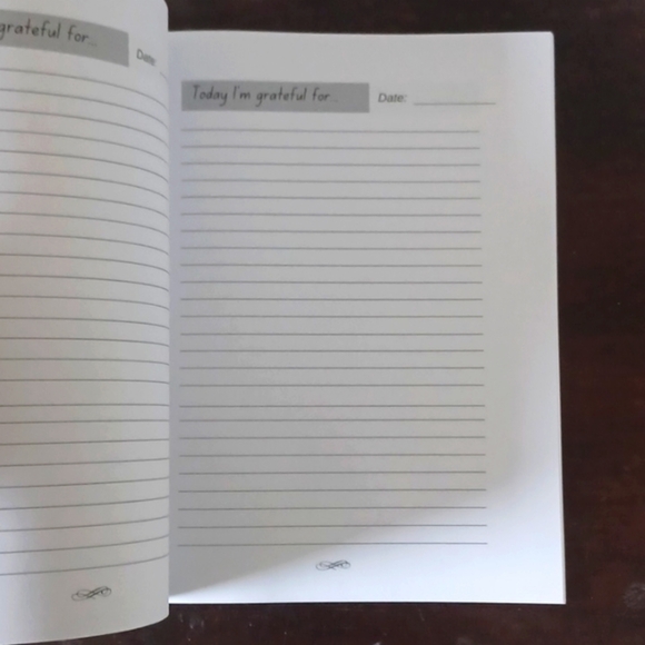 I Choose Gratitude 90-Day Journal, 8.5" x 11" - Signed By Author - Picture 5 of 6